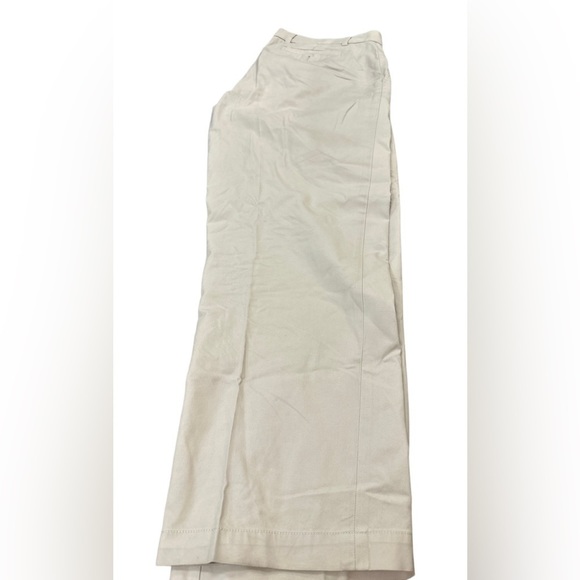 Gap Khakis, 38x32. Great‎ Condition, Reg Fit. - Picture 3 of 3